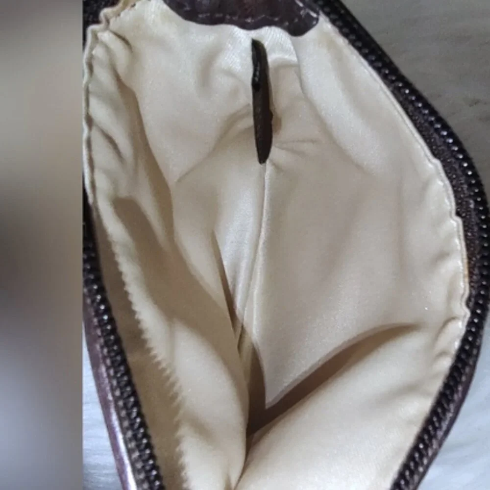 Coach Madison Op Art wristlet EUC